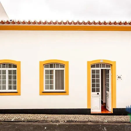 Ribeiro's House Lägenhet